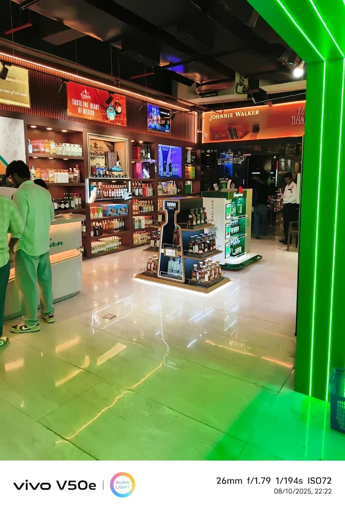 Corporate alcohol gifting and premium liquor hampers at Whisky Junction Noida